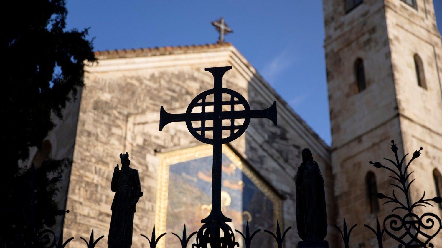 الأرض